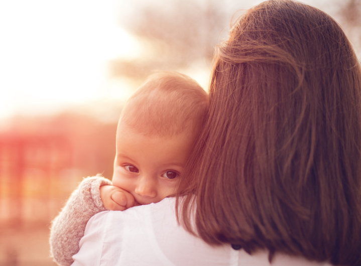 COVID-19 : Comment la pandémie touche-t-elle les tout-petits et leurs familles?