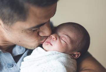 	Devenir papa: les enjeux de la paternité en période périnatale


